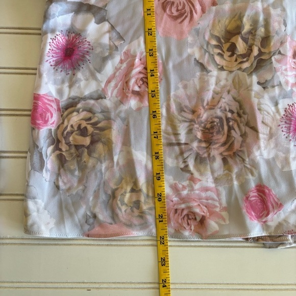 Catherine Malandrino Button Down Back Bell Sleeve Floral Print Blouse Size M - Picture 8 of 9